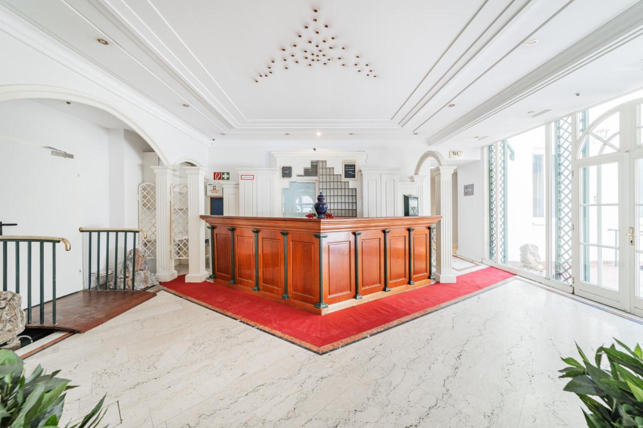 Self-Check-In Hotel Adlon 비엔나 외부 사진