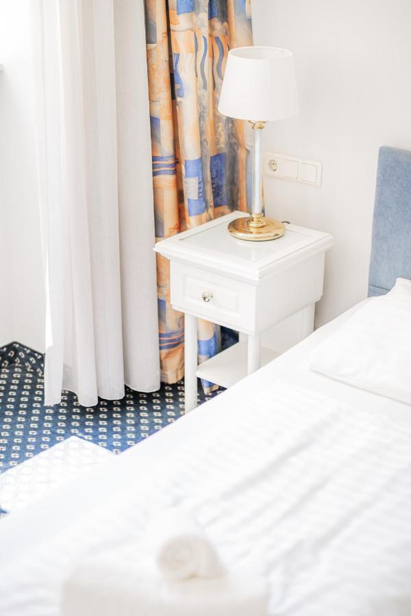 Self-Check-In Hotel Adlon 비엔나 외부 사진